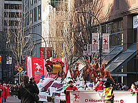 󥿤ˤä롪Rogers Santa Claus Parade   