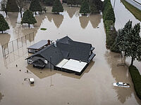 ��ϿŪ�����ߡ����ʥ����������� �����Ĥ�夲�륹�������꥾����